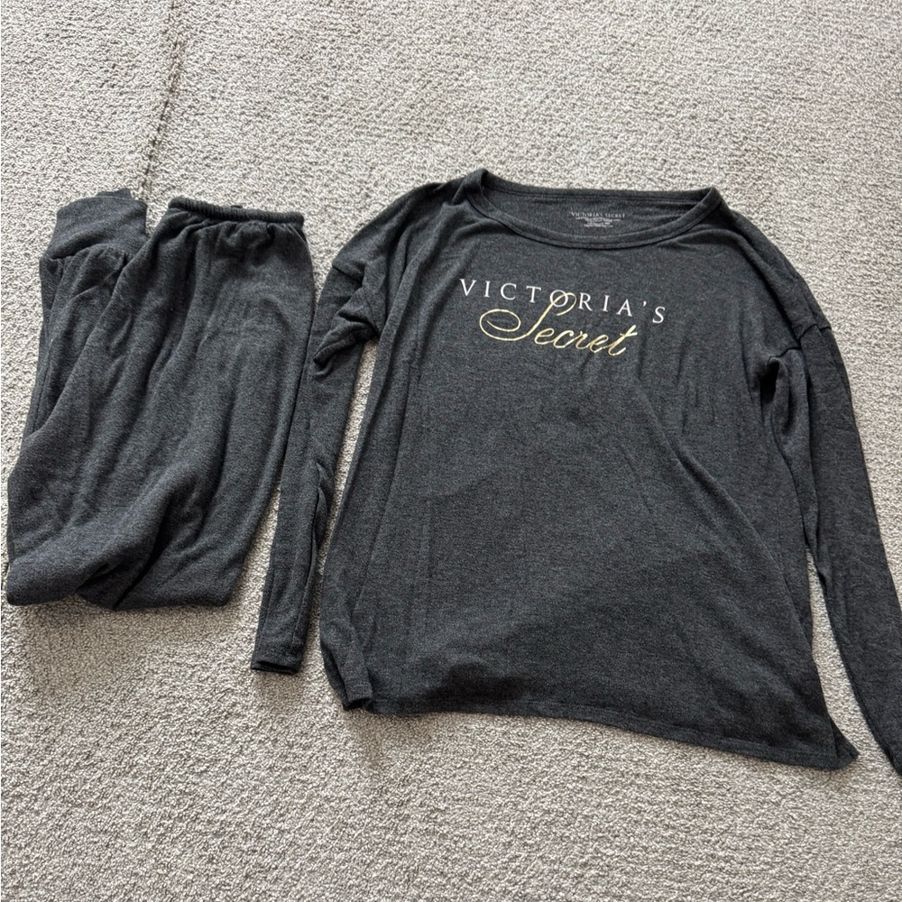 Victoria’s Secret jogger pajama set